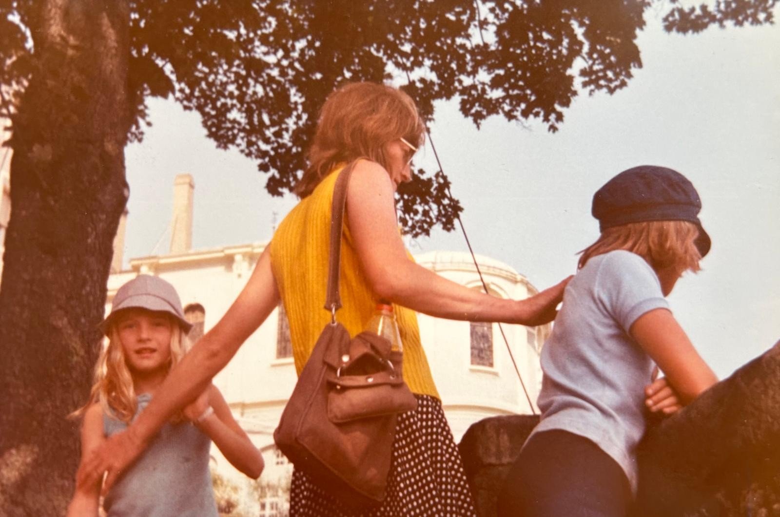Childhood photo of Frances Anderton out with her mother and sister