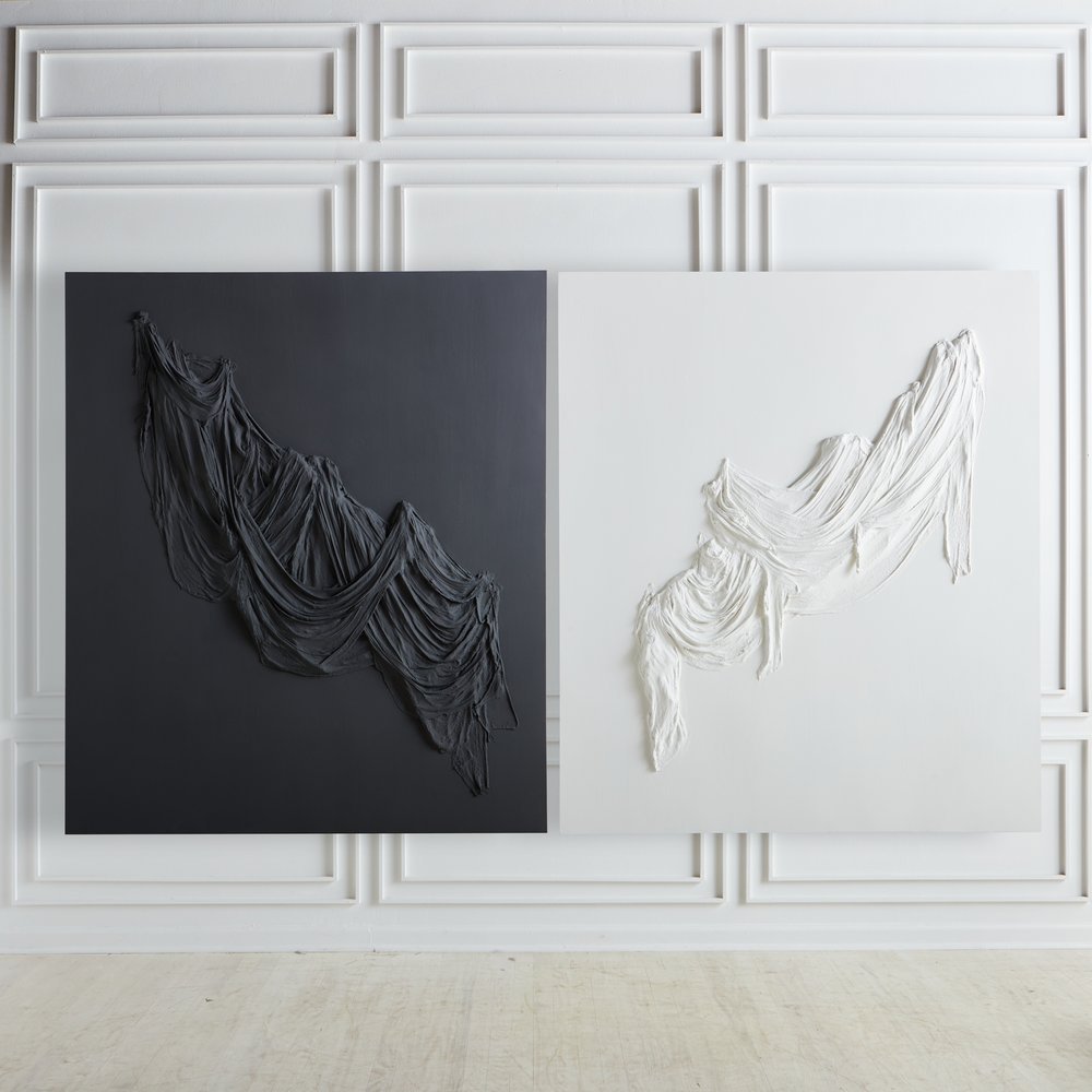 Monica Curiel, “Ropa Mojada Negro y Blanco” (2022)